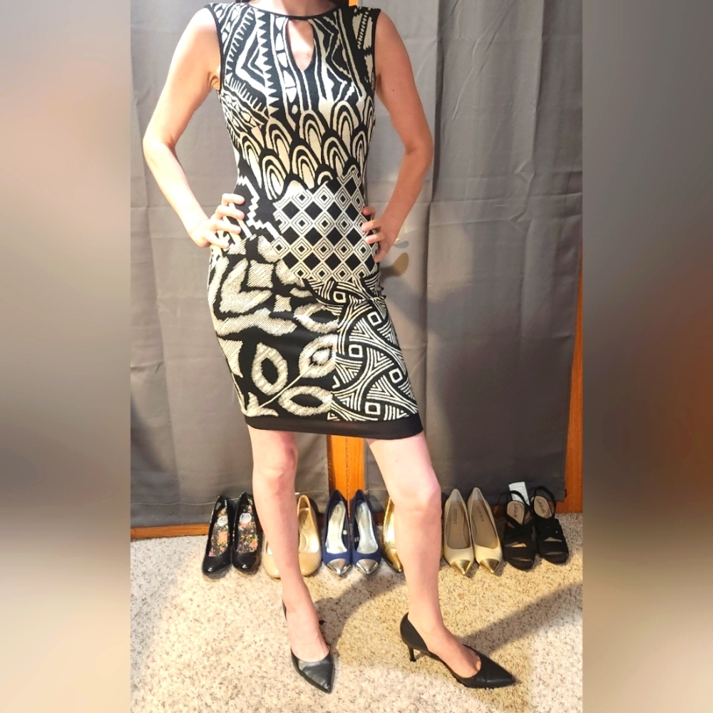 Cachè Elegant Black and White Patterned Dress